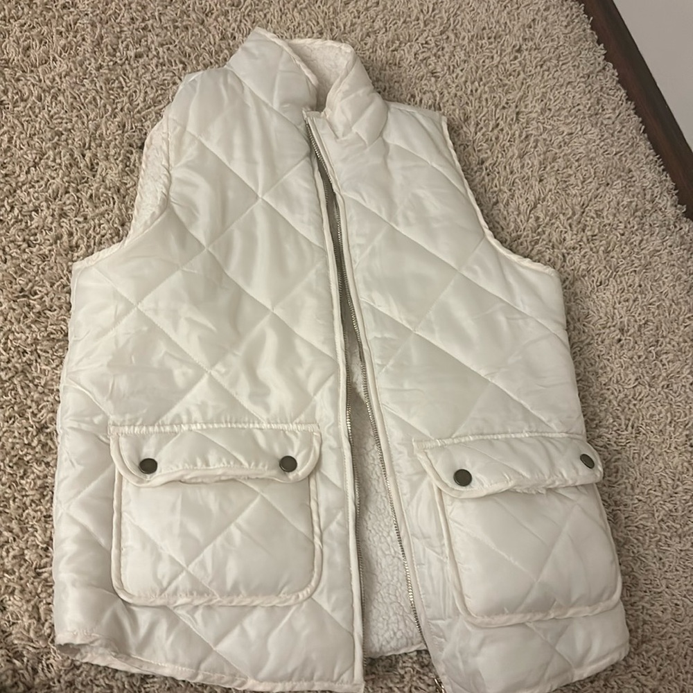 White vest